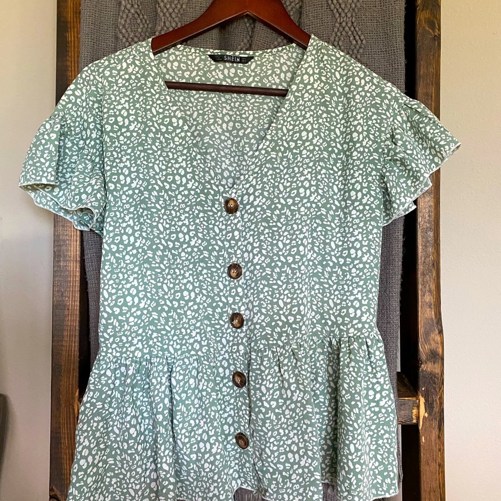 Green buttoned top